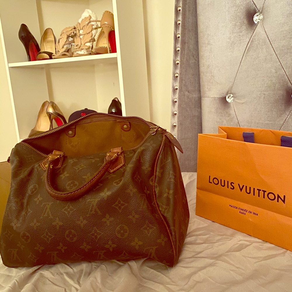 Louis Vuitton Speedy Bag